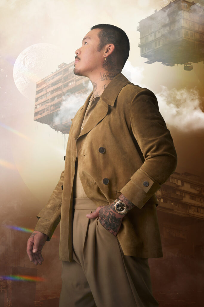 احتفاءً بشراكة تقوم على قيم مشتركة من التعبير والتفرُّد، وتجمع بين مهارات إبداعية تنتمي إلى عالميْن فريديْن