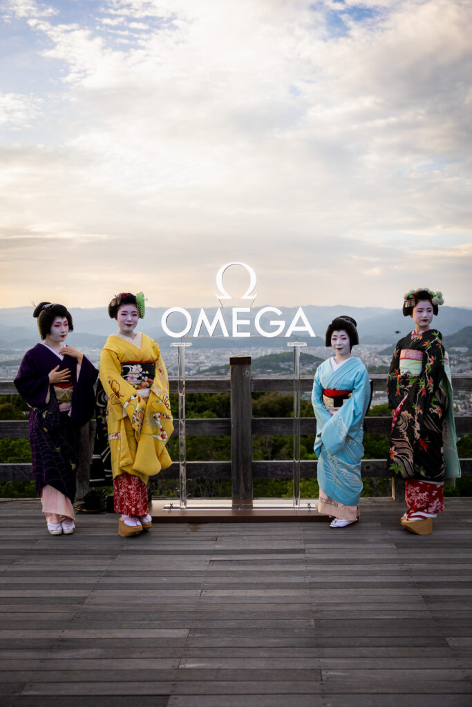 أوميغا تكشف عن مجموعة Aqua Terra 30 mm  في أمسية فاخرة تحت سماء كيوتو