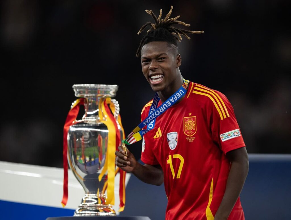  نيكو ويليامز يجدّد عقده مع فريقه الحالي أتليتيك بلباو حتّى عام 2035 - مصدر الصورة: حساب نيكو ويليامز على إنستغرام