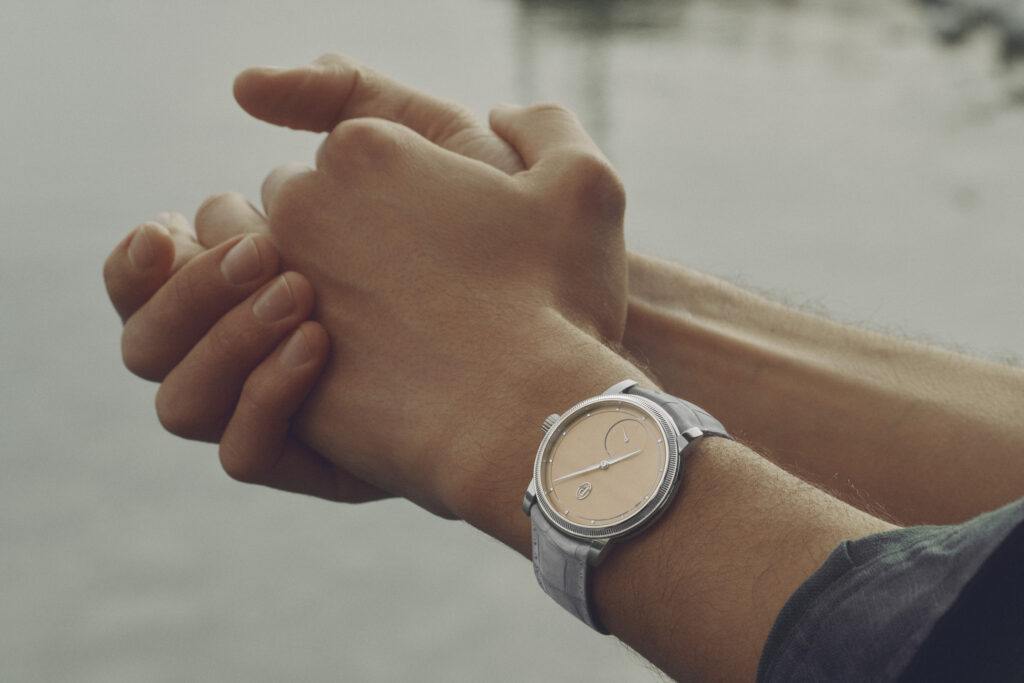  ساعة Toric Petite Secondeبإصدارين جديدين يجسدان الأناقة المعاصرة