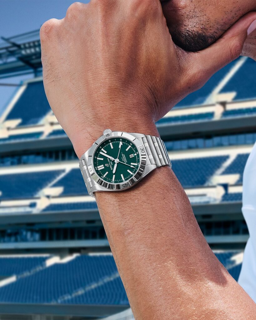 أحدث إصدارات الساعات الفاخرة في صيف 2025 – مصدر الصورة: حساب بريتلينغ على إنستغرام